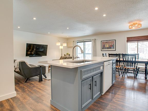 5th image of 1441 Broadway N APT 203