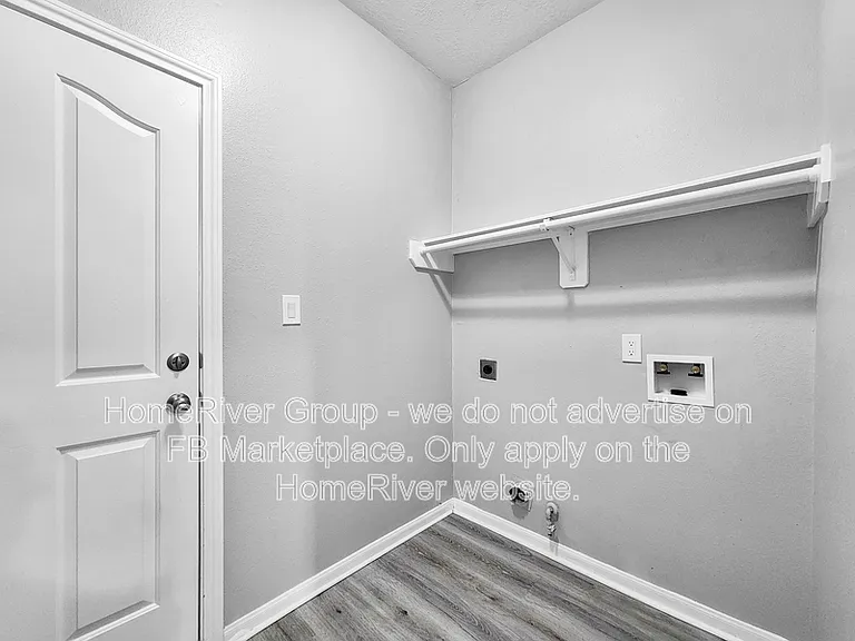 11915 Cottonwood Ln — Photo 8