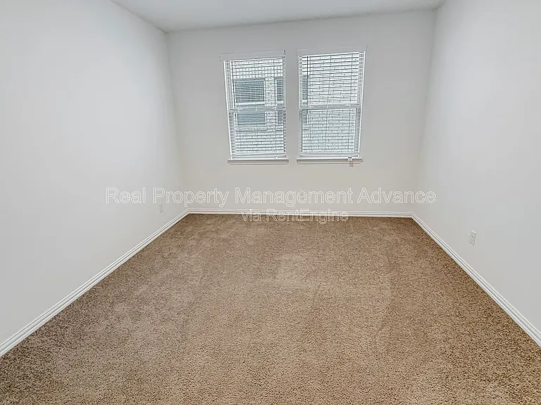 3517 Henry Xing — Photo 15