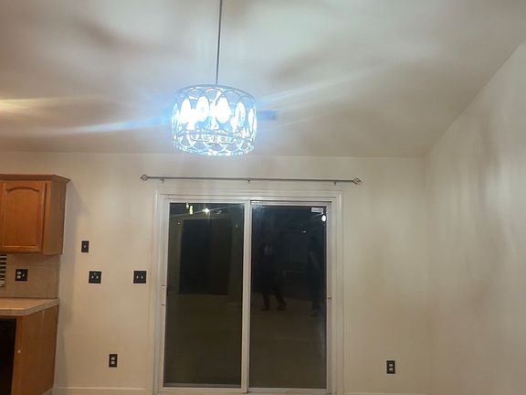 5th image of 1537 Deborah Ln