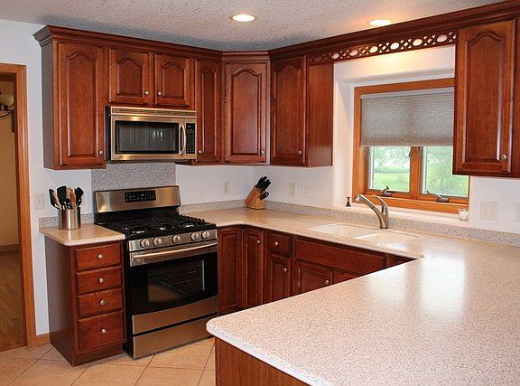 5th image of 660 Liberty Ct