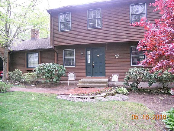 4th image of 42 S Stonybrook Dr