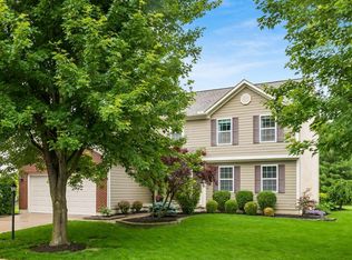 664 Village Park Dr, Powell, OH 43065
