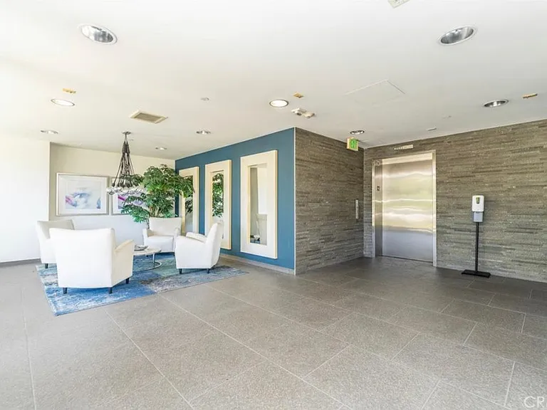 7857 W Manchester Ave #Penthouse 6 — Photo 11
