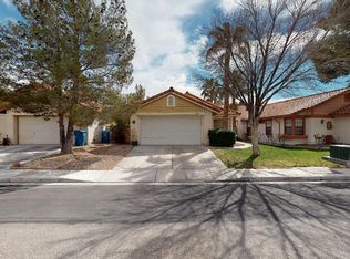 8612 Manalang Rd, Las Vegas, NV 89123