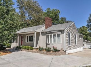 4749 Neosho Ln, Roeland Park, KS 66205