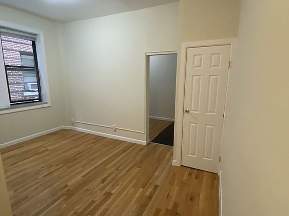 3rd image of 2915 36th Ave APT 1AB
