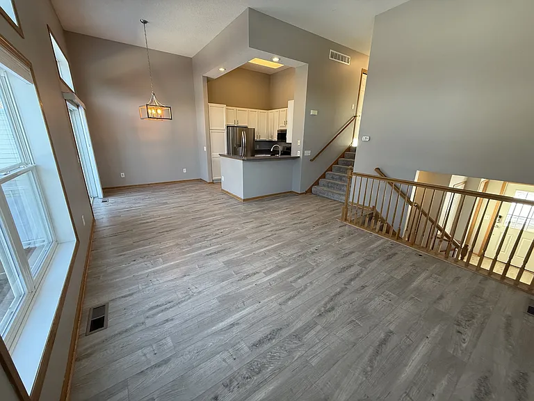 10530 Pond Curv — Photo 3