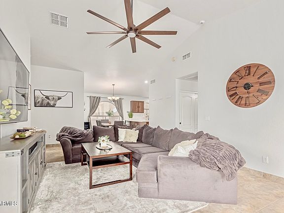 4th image of 10217 W JESSIE Lane