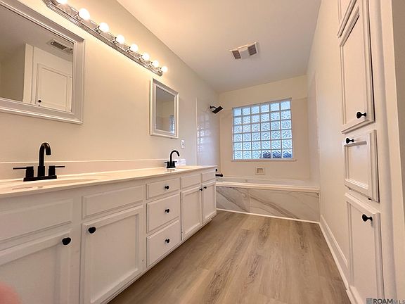 5th image of 3723 Soledad Ave