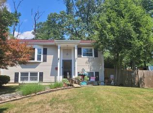 14509 Brook Dr, Woodbridge, VA 22193