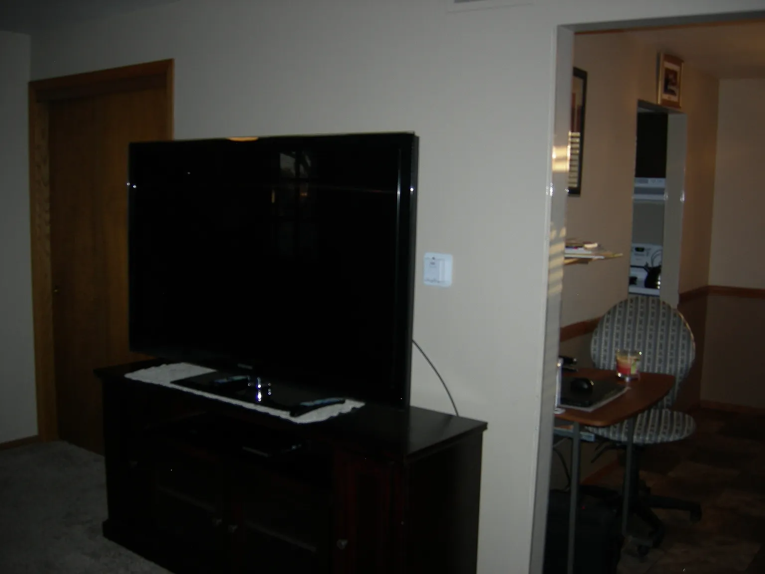 3 bed, 1.5 bath, 1800 sqft, $1,445 — Photo 4