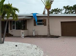 997 Boca Ciega Isle Dr, Saint Pete Beach, FL 33706