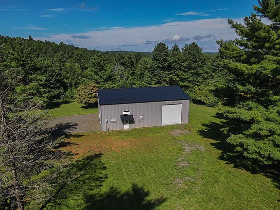 3rd image of 371 Ridge Oak Dr SE