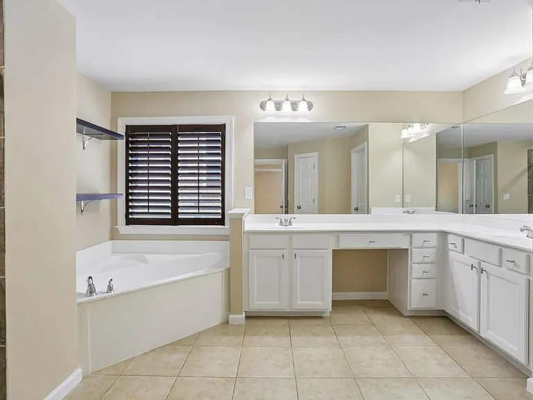 1641 Danbury Parc Pl NE — Photo 16