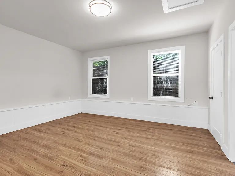 207 D St #B — Photo 7