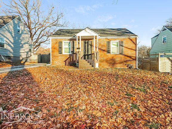 2nd image of 8839 Rainbow Ln