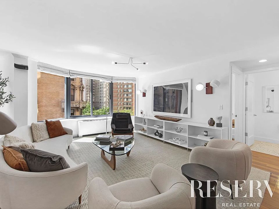 1st image of 155 W 70th St APT 5C