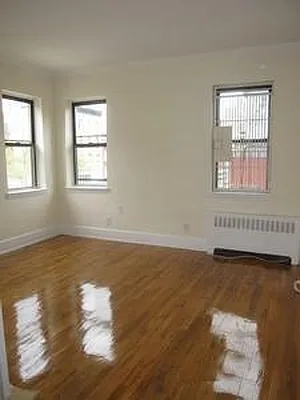 Rented by Immac Realty | media 28