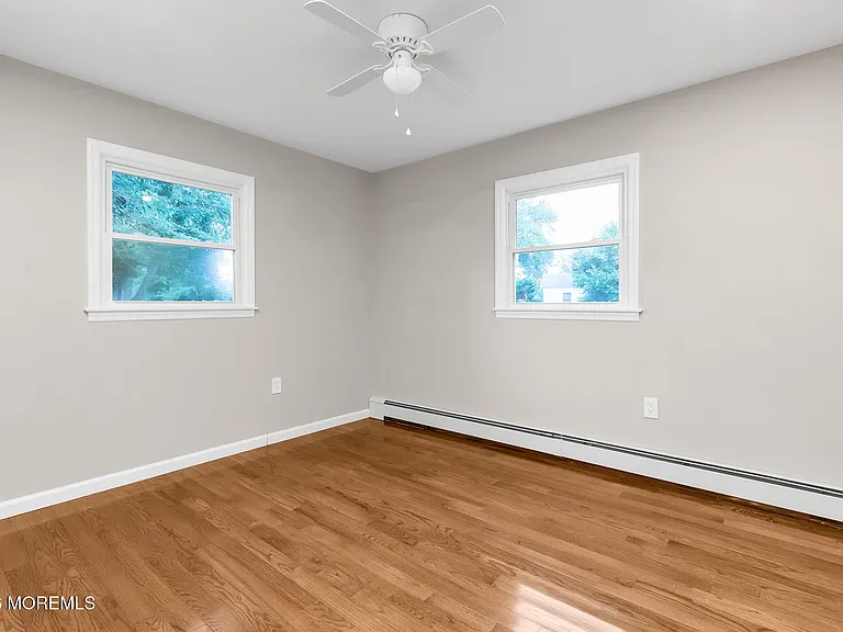 453 Milton Ave — Photo 25