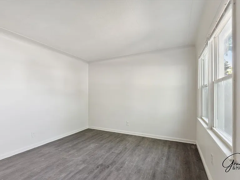 9108 Archdale St — Photo 3