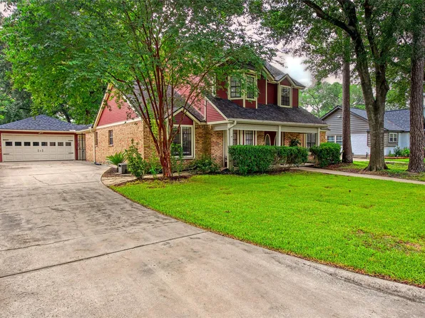 15702 Gilbertyn Dr, Tomball, TX 77377