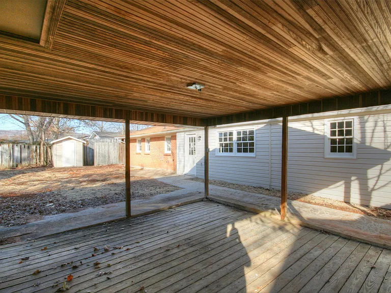 4015 Apollo Dr SW — Photo 13