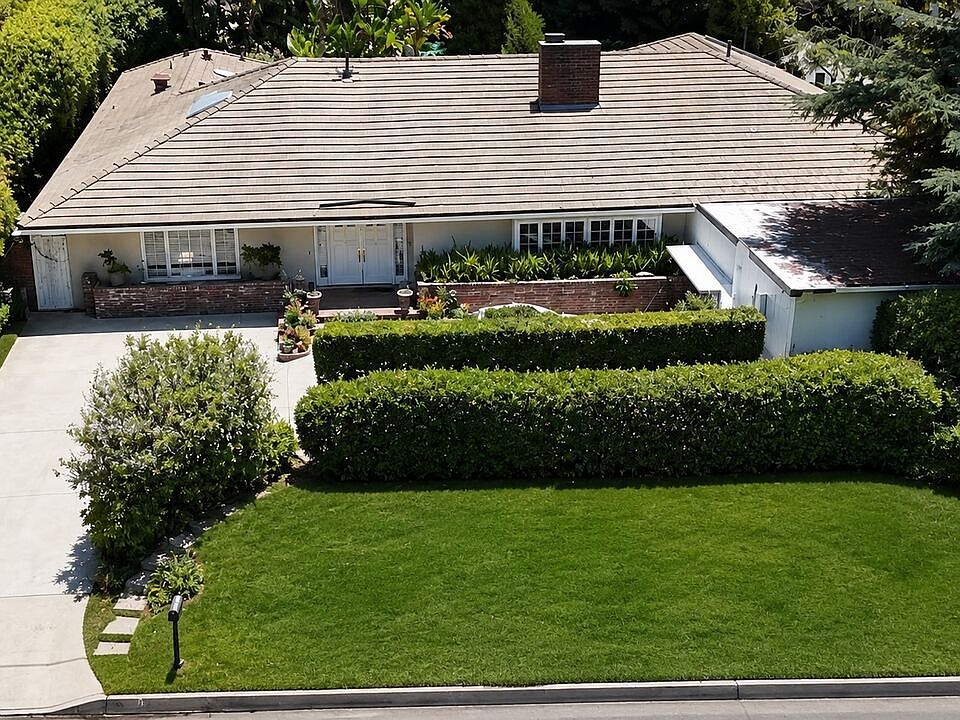 1st image of 1902 Coldwater Canyon Dr