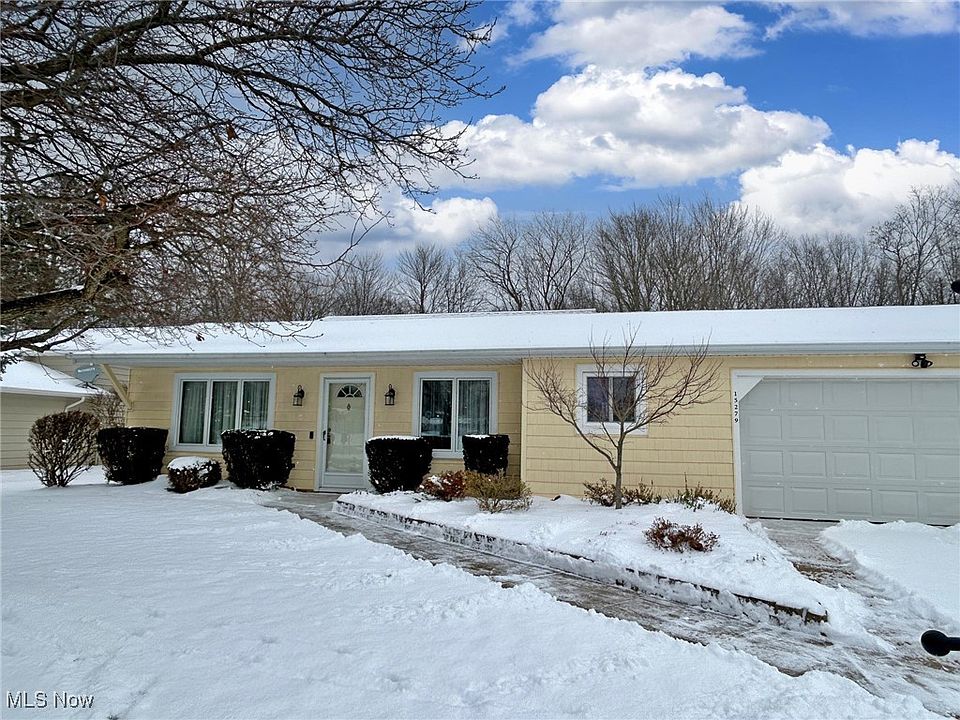 1st image of 15279 Walnut Creek Dr
