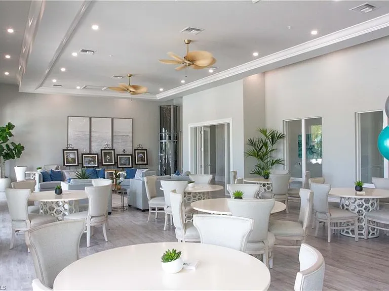 207 Indies Dr E #201 — Photo 31