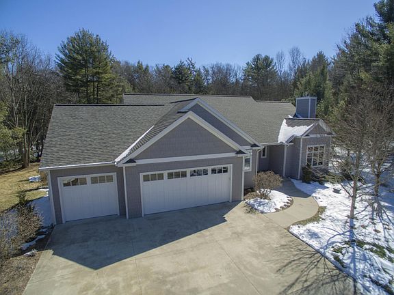 4th image of 3600 Scenic Woods Cir E