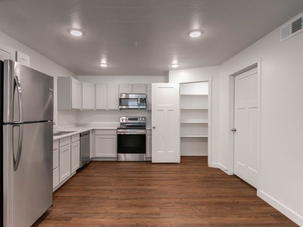 1261 E 1500 S APT 301