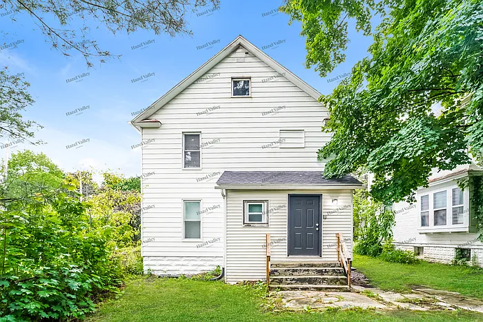 191 Gale St — Photo 14