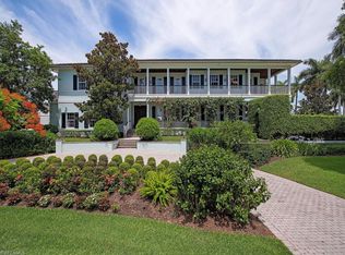 613 14th Ave S, Naples, FL 34102