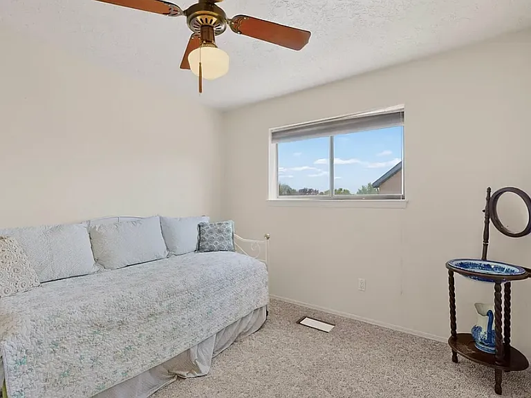 Middle Bedroom 1