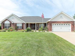 607 Royal Pine Ct, Lake Saint Louis, MO