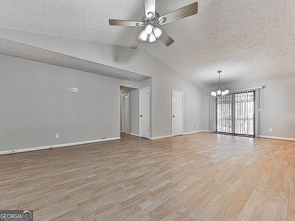 4th image of 5506 Vaughn Rd