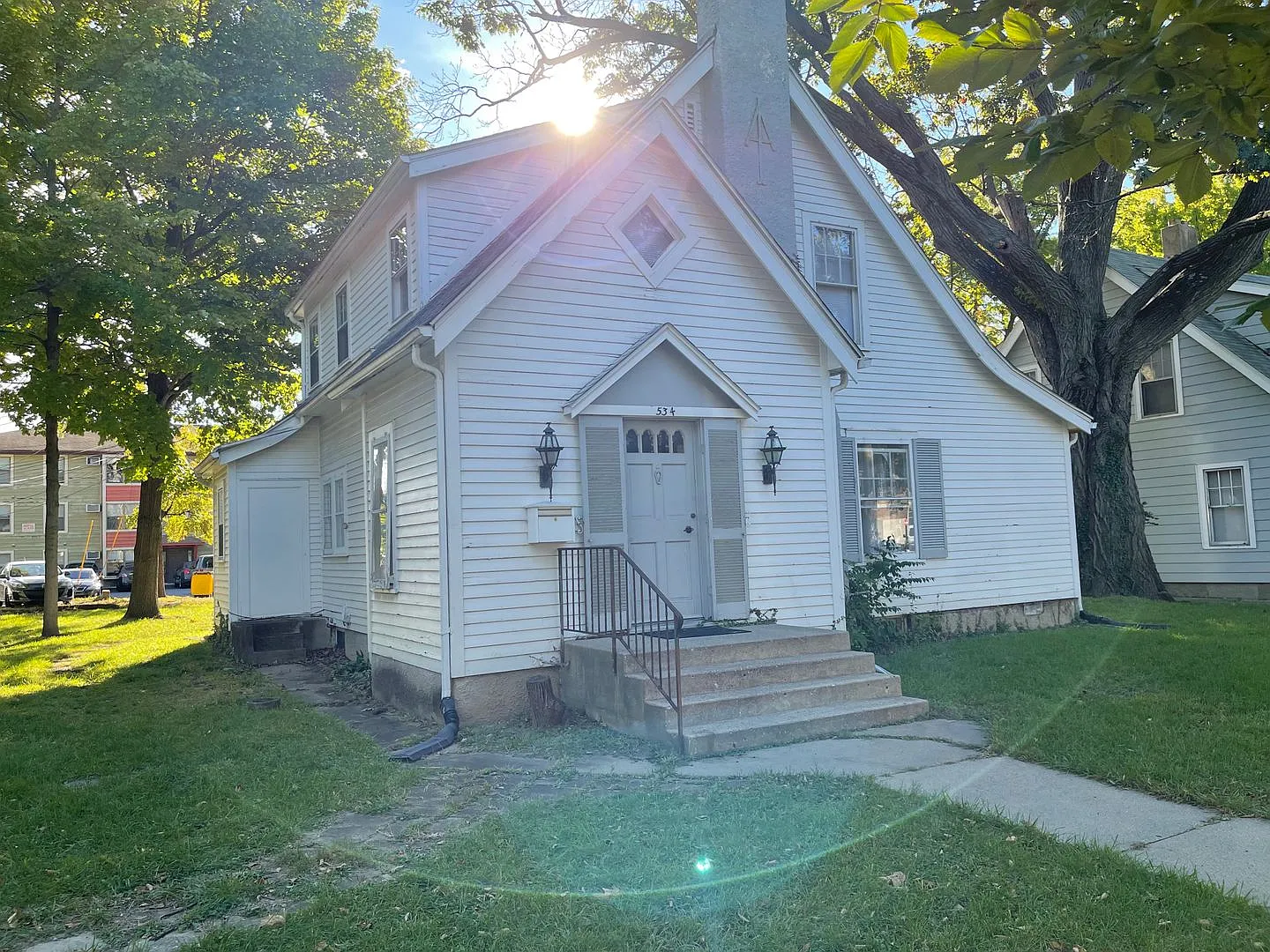 3 Bedroom 1 Bath in Heart of Campus — Photo 2