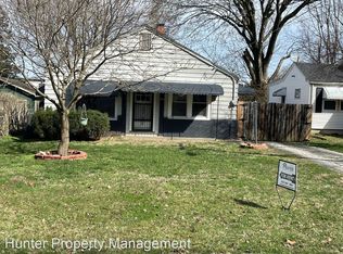 1639 E McDaniel St, Springfield, MO 65802