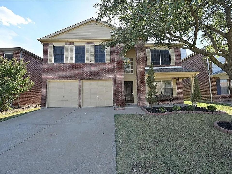 1st image of 207 Trenton Dr