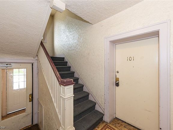 2nd image of 1369 W 112th St