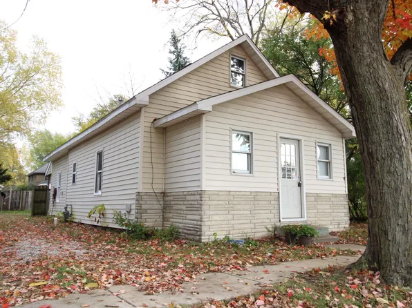 1206 N Plum St, Plymouth, IN 46563
