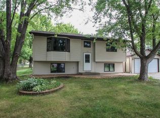 11148 Idaho Ct N, Champlin, MN 55316