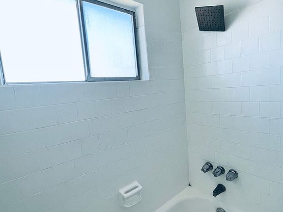 4th image of 631 N Cerritos Ave #11112