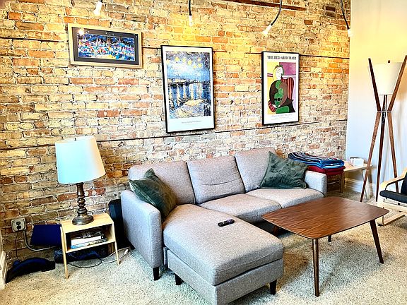 3rd image of 1911 W Cortland St #2