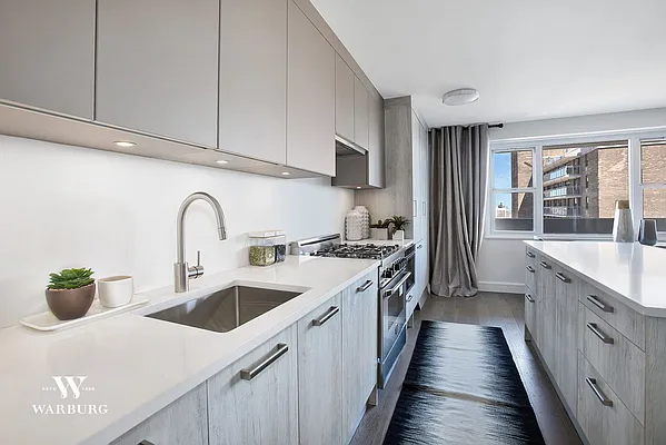 Sold by Warburg | media 24