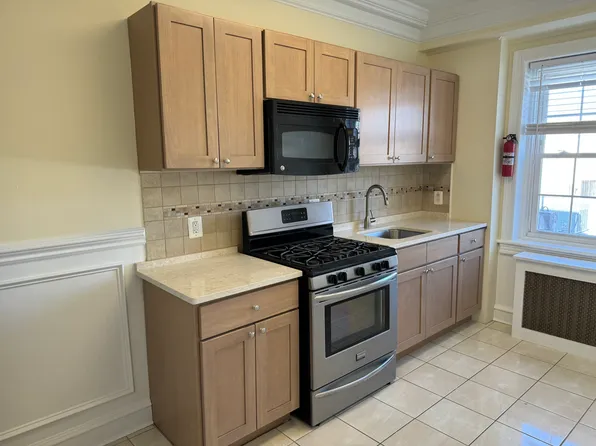 519 Station Ave APT 4, Haddon Heights, NJ 08035