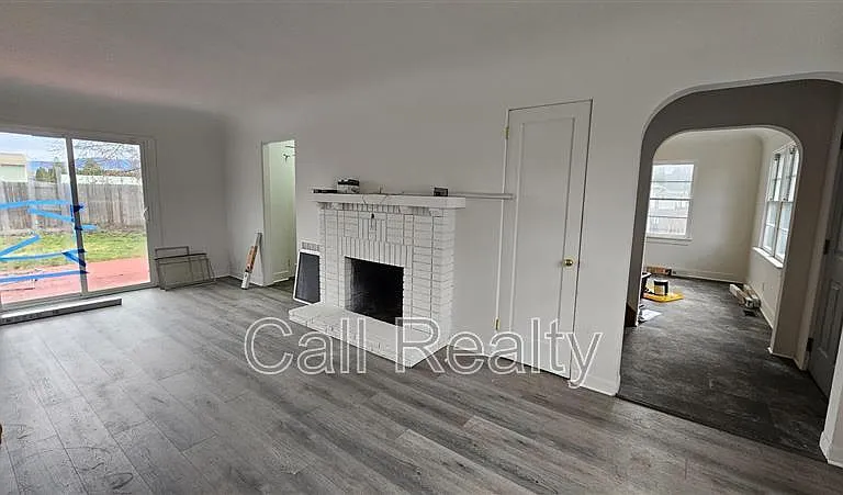 224 N Conklin Rd — Photo 3