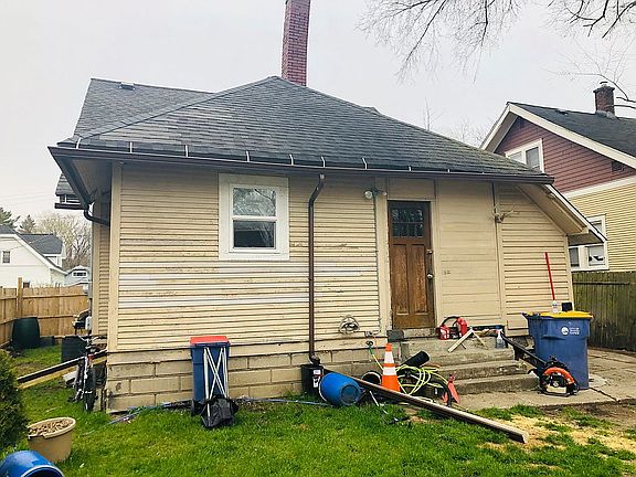 2nd image of 1021 Niagara Ave SE