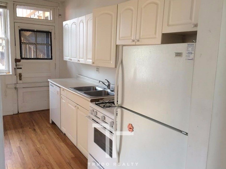 2nd image of 2455 W Logan Blvd #24553